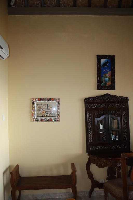 Cleopatra Beach Bungalows Lovina (Bali) Phòng bức ảnh