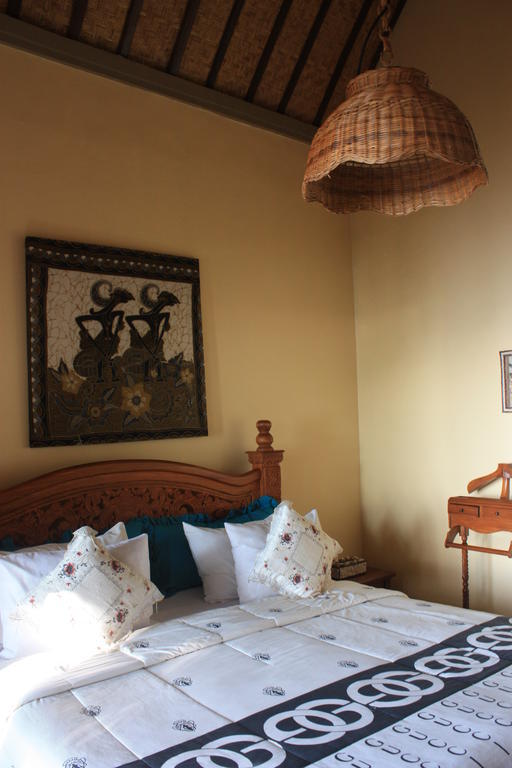 Cleopatra Beach Bungalows Lovina (Bali) Phòng bức ảnh