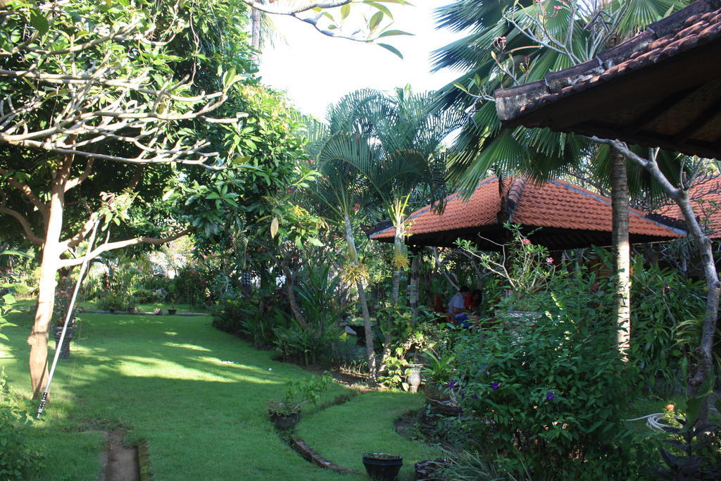 Cleopatra Beach Bungalows Lovina (Bali) Ngoại thất bức ảnh